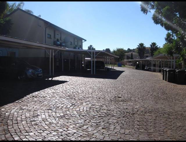 1 BEDROOM APARTMENT FOR SALE IN PHILIP NEL PARK